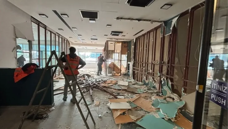 Şişli’de kaçak ve ruhsata aykırı yapıların yıkımı gerçekleştirildi