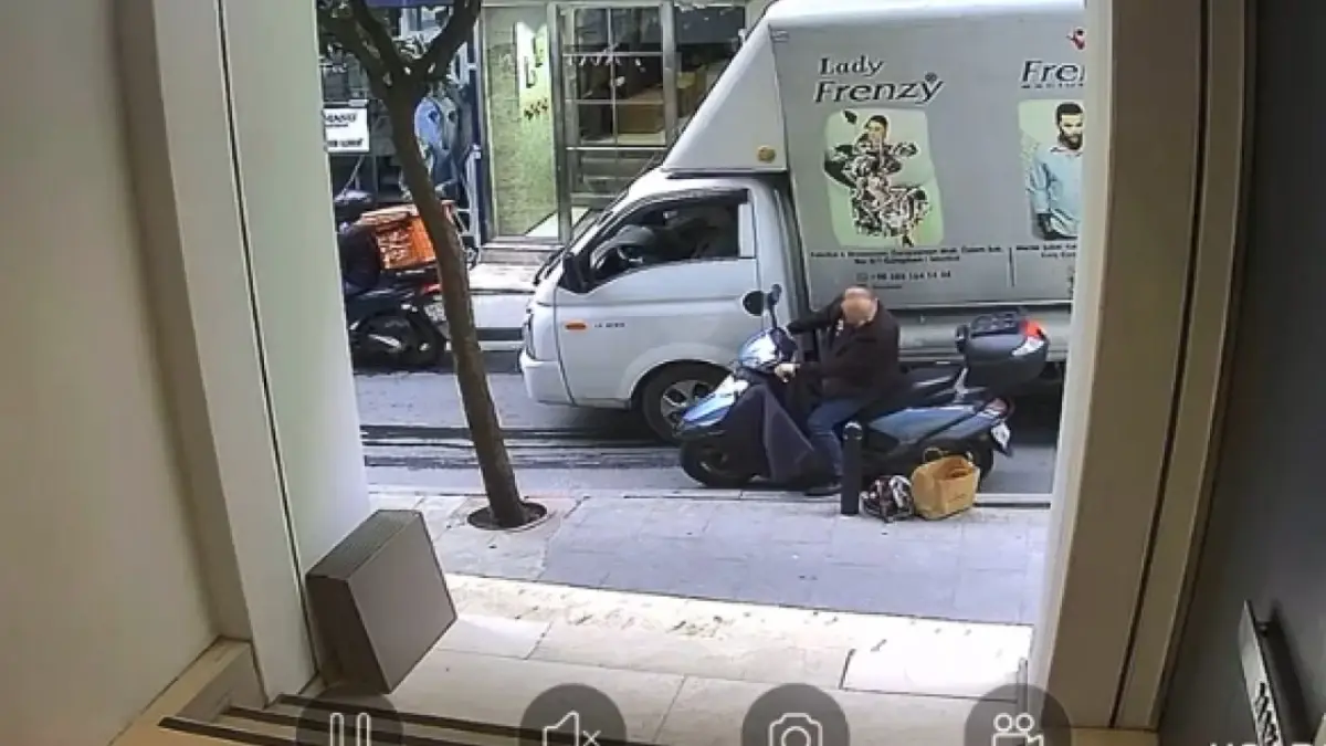 Şişli’de Motosikletli Kişi Kaldırımda Taşlama Makinesi Çaldı