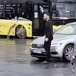 Şişli’de İETT durağında havaya ateş açan şüpheli yakalandı