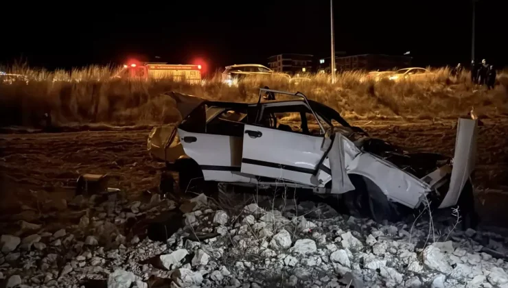 Takla atan otomobil tarlaya uçtu: 1 yaralı