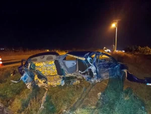 Tekirdağ’da devrilen otomobil ikiye bölündü, sürücü yaralandı