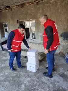 Türk Kızılay Sur Şubesi ihtiyaç sahibi ailelere yardımlarını sürdürüyor
