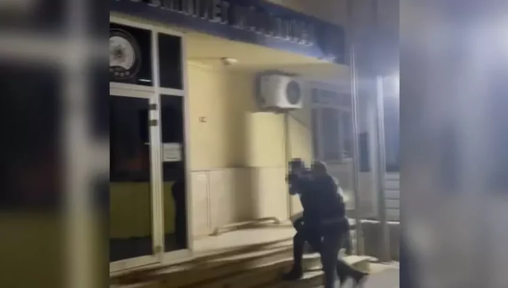 Ümraniye’de Atatürk’ün portresine tüküren kurye gözaltına alındı