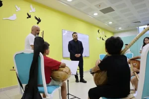 Vezirköprü’de çocuklar için bağlama kursu açıldı