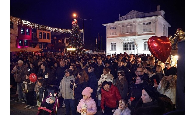 Yeni Yıl ve Aralık Pazarı Mudanya’da Kapılarını Açtı!