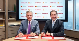 Akbank, Kadın KOBİ’lerin Dönüşümüne Liderlik Ediyor