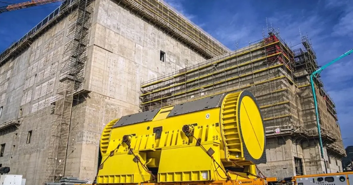 Akkuyu NGS’nin 2. Güç Ünitesi’nde Turbojeneratör Statoru Kuruldu