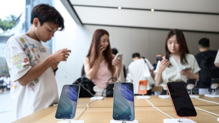 Apple Çin’de yine zirveye yerleşti