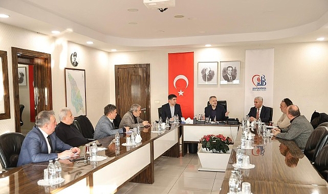 Başkan Vekili Akın basın mensuplarıyla buluştu