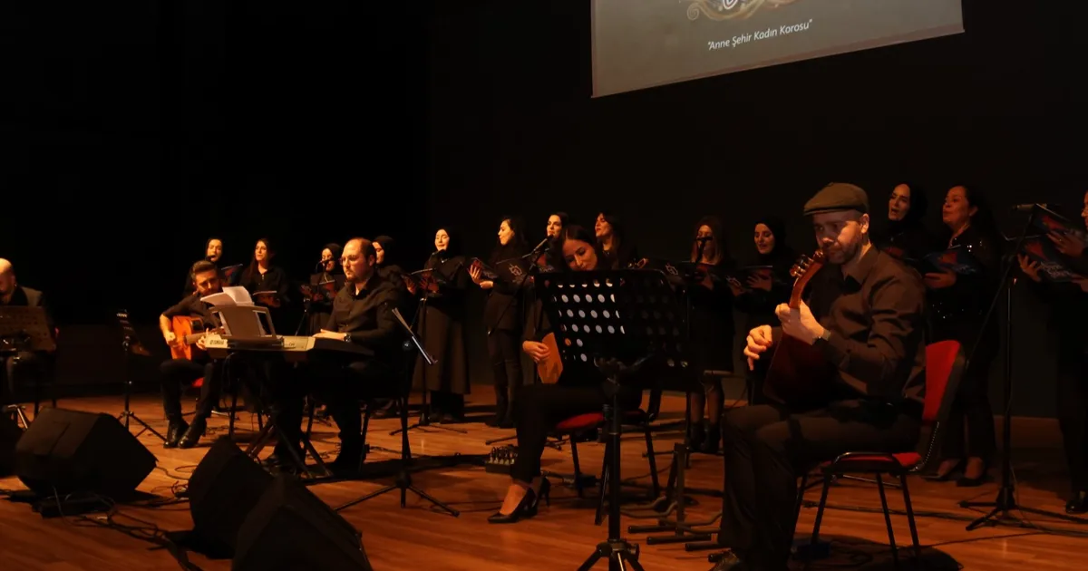 Bu Koro Kulakların Pasını Sildi