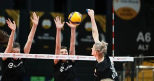 Eczacıbaşı Dynavit, VakıfBank Deplasmanına Çıkıyor