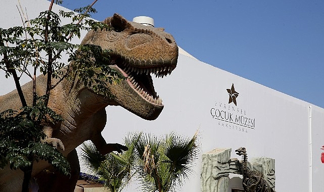 Evrensel Çocuk Merkezi yarıyıl tatilinde çocukları bekliyor!