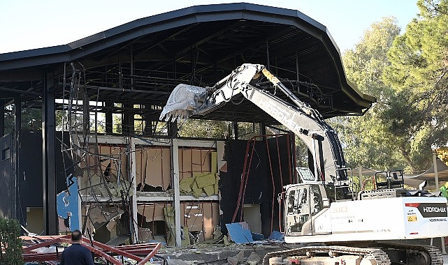 Kaçak yapıların yıkımı sürüyor