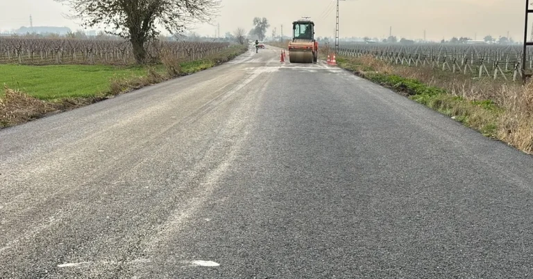 Manisa Büyükşehir Belediyesi, Yollarda Konforu Artırıyor
