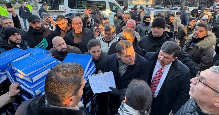 Martı TAG’dan Paylaşımlı Yolculuk İçin İzmir Büyükşehir Belediyesi UKOME’ye 48 Bin Dilekçe