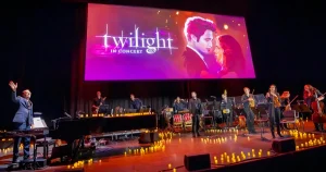 Sinemanın Efsaneleri Canlı Senfoni Orkestrası Eşliğinde Sahnede 