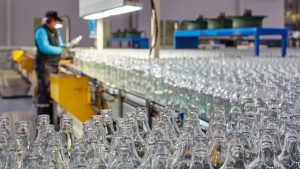 Şişecam UK, dolar tahvil yatırımcı görüşmeleri için yetki verdi