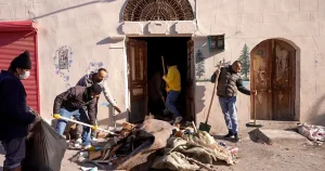 Tarsus’ta Halk Sağlığını Tehdit Eden “Çöp Ev” Temizlendi