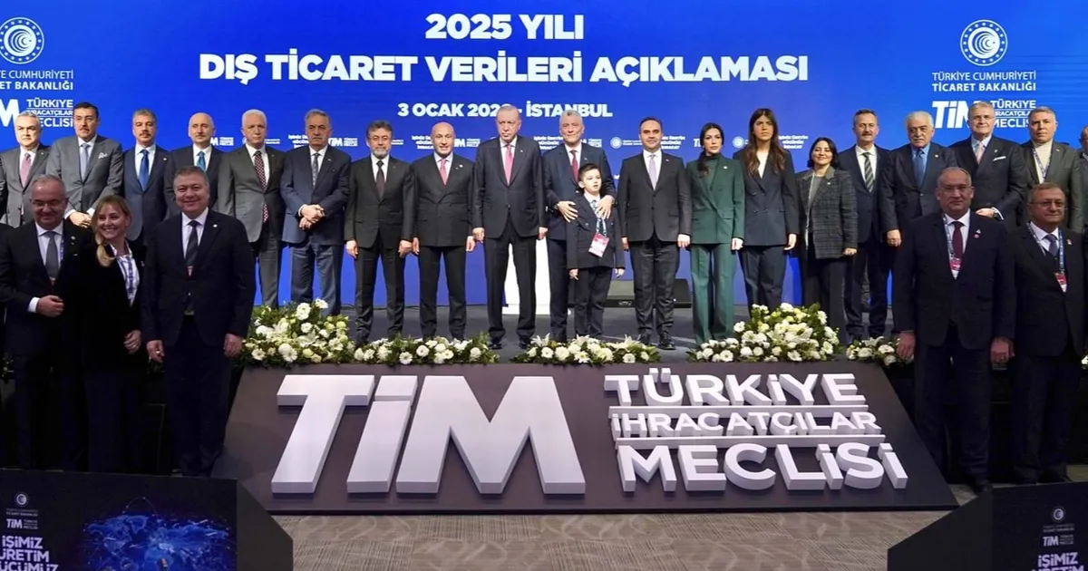 Türkiye 2025’te 273,4 Milyar Dolarla İhracatta Yeni Bir Rekora İmza Attı