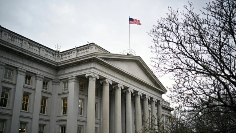 ABD Hazine Bakanlığı ilk çeyrek borçlanma tahminini düşürdü