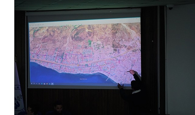 Edremit’te Gündem Afet Hazırlığı, Doğalgaz ve Arıtma Projeleri