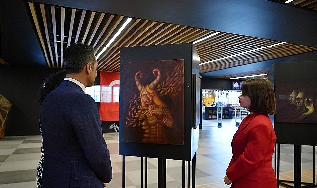 “Evrenler” Beylikdüzü’nde Sanatseverlerle Buluştu