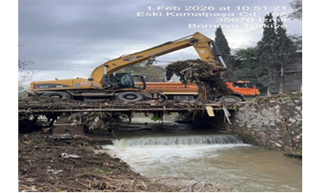 İzmir’de sağanak yağışa tam kadro anlık müdahale