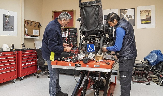 İzmir’den ‘özgürlük istasyonu’
