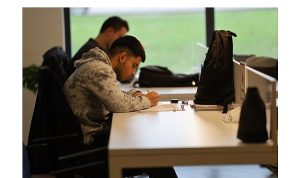 Kartepe Kent Kütüphanesi Yarıyıl Tatilinde Gençlerin Akınına Uğradı