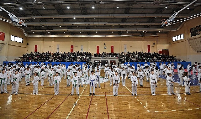 Osmangazi’de 300 Karateci Kuşak Sevinci Yaşadı