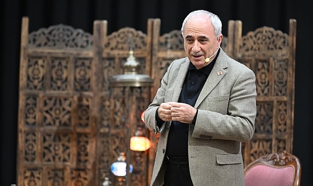 Usta Kalem Nurullah Genç, Kartepe’de Gönüllere Dokundu