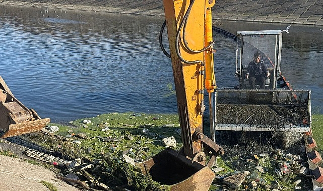 12 metreküp atık denize ulaşmadan toplandı