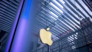 Apple, “E-Postamı Gizle” özelliği emniyet güçlerine karşı açık