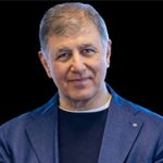 Başkan Tugay’dan 18 Mart mesajı: “Tarihe sığmayan bir direnişin zaferi”