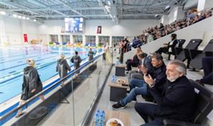 Göztepe’nin Avrupa zaferine Başkan Tugay da eşlik etti