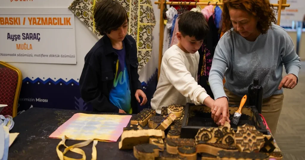 Isparta Yaşayan Miras Şöleni Yoğun İlgiyle Sürüyor