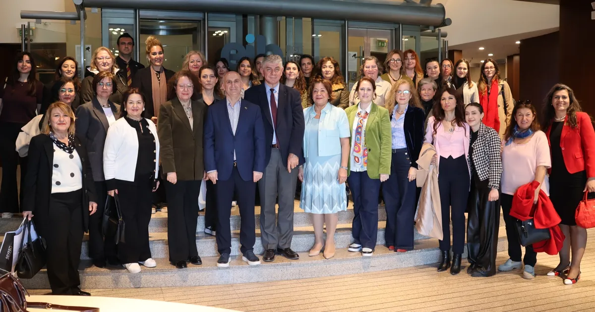 Kadın Girişimciler İçin Küresel Yolculuk Başladı