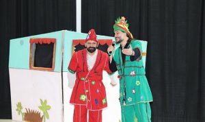 Kartepe’de Minikler Tiyatroyla Eğlendi