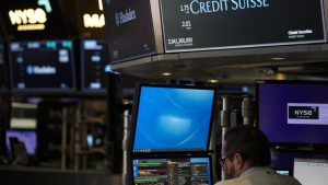 Küresel piyasalarda dikkatler savaştan Fed’e döndü