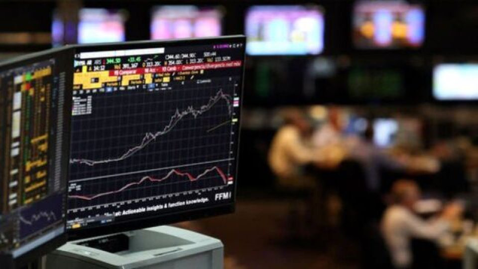 Merkez bankalarından faiz artışı beklentisi getirileri yükseltiyor