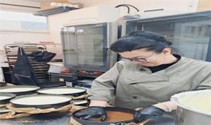 Meslek Fabrikası ile altın bileziği taktı, Hollanda’da pastacı oldu