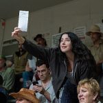 Netflix, Dan Levy İmzalı ve Oyuncu Kadrosunda Boran Kuzum’un da Yer Aldığı ‘Big Mistakes’in Resmi Fragmanını Paylaştı