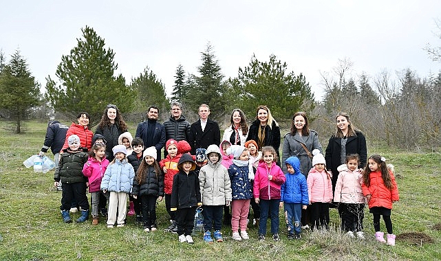 Orman Haftası’nda Minik Eller Fidanları Toprakla Buluşturdu