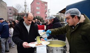 Osmangazi Belediyesi Ramazan Bereketini Sırameşeler’e Taşıdı