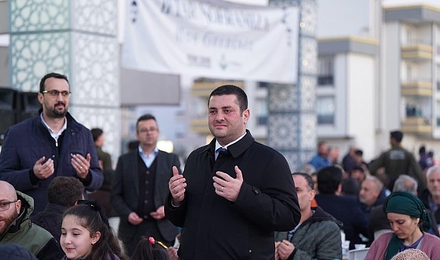 Torbalı Belediyesi’nden Atatürk Mahallesi’nde Ramazan Sofrası