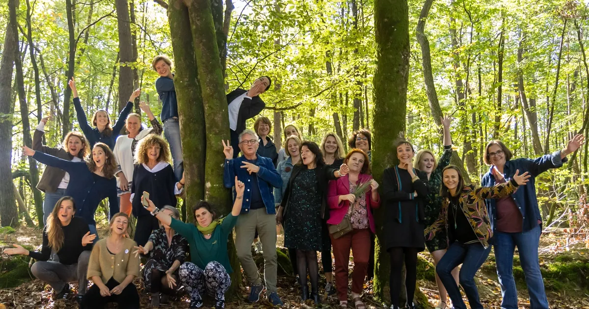 Yves Rocher Vakfı Toprağın Kadınları Ödülü 2026 Başvuruları 30 Nisan’a Kadar Devam Ediyor!