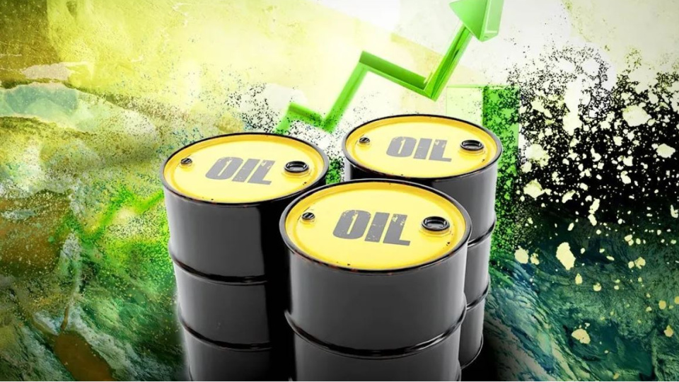 ABD ticari ham petrol stokları beklentinin aksine arttı