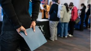 ABD’de işsizlik maaşı başvuruları beklentilerin üzerinde arttı