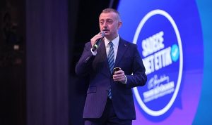 Başkan Büyükakın’dan kentsel dönüşüm konusunda net tavır; “Vatandaşın rızası ile hareket edeceğiz”