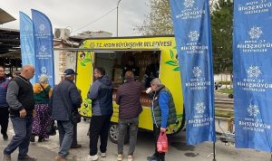 Başkan Çerçioğlu Vatandaşların ve Pazarcı Esnaflarının Yanında Olmaya Devam Ediyor